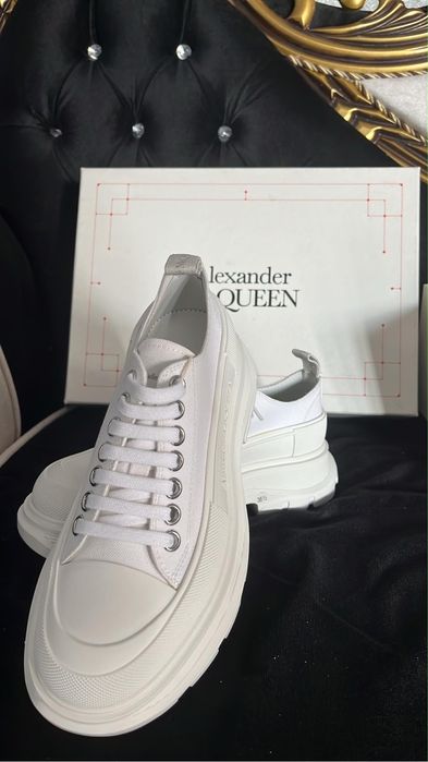 Alexander mcqueen