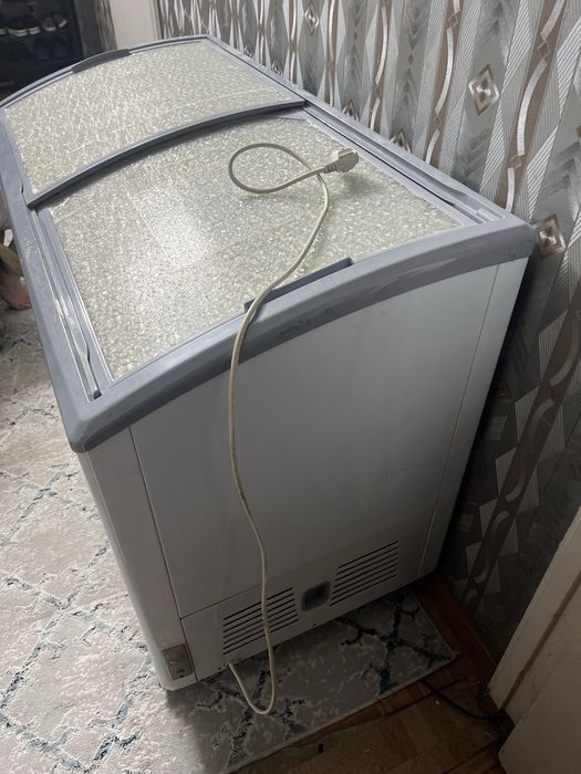 Продам морозильник