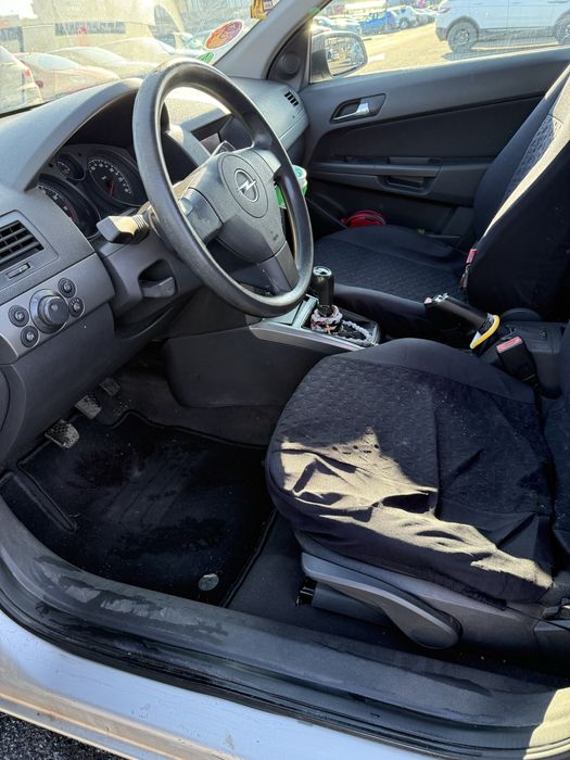 Opel Astra H motor 1.4 benzina 90 CP an 2004