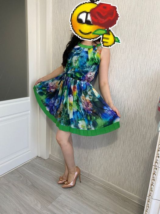 Нарядное лёгкое платье на подкладе