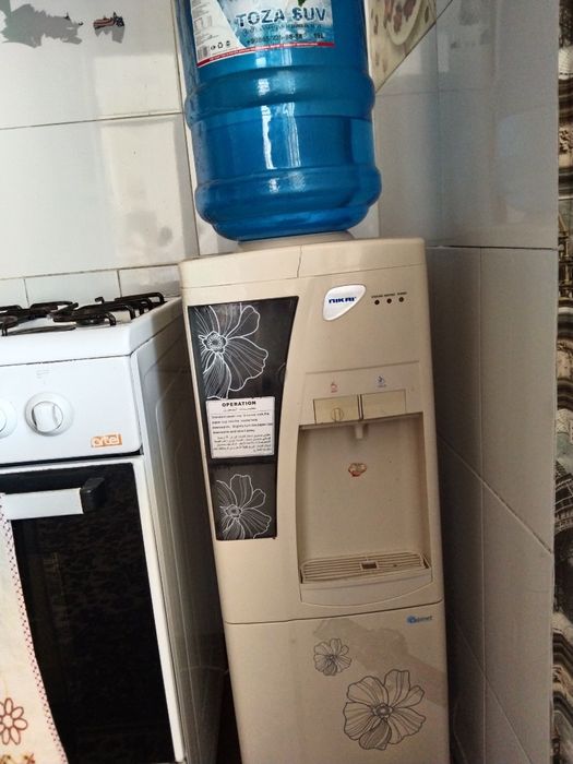 Monitor, klaviatura, itimat pech, kuller apparat.