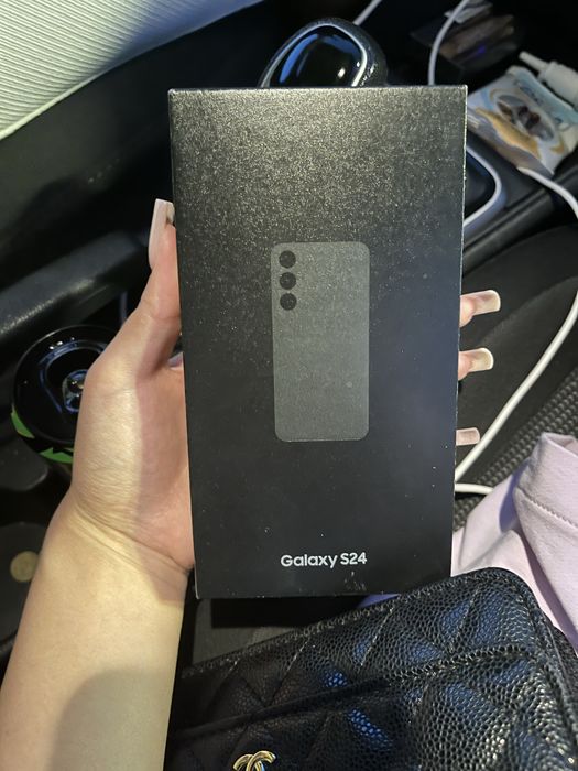 Продам Samsung S24