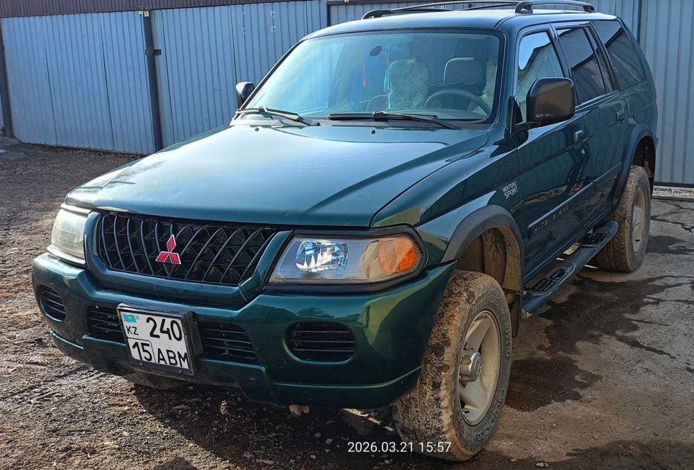 Продам машину в хорошем исправном состоянии .