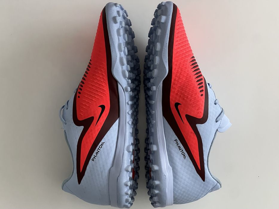 Футболни обувки Nike Phantom 6