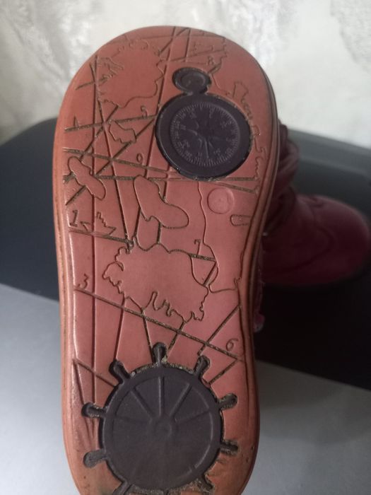 Сапожки  для девочки 25 р