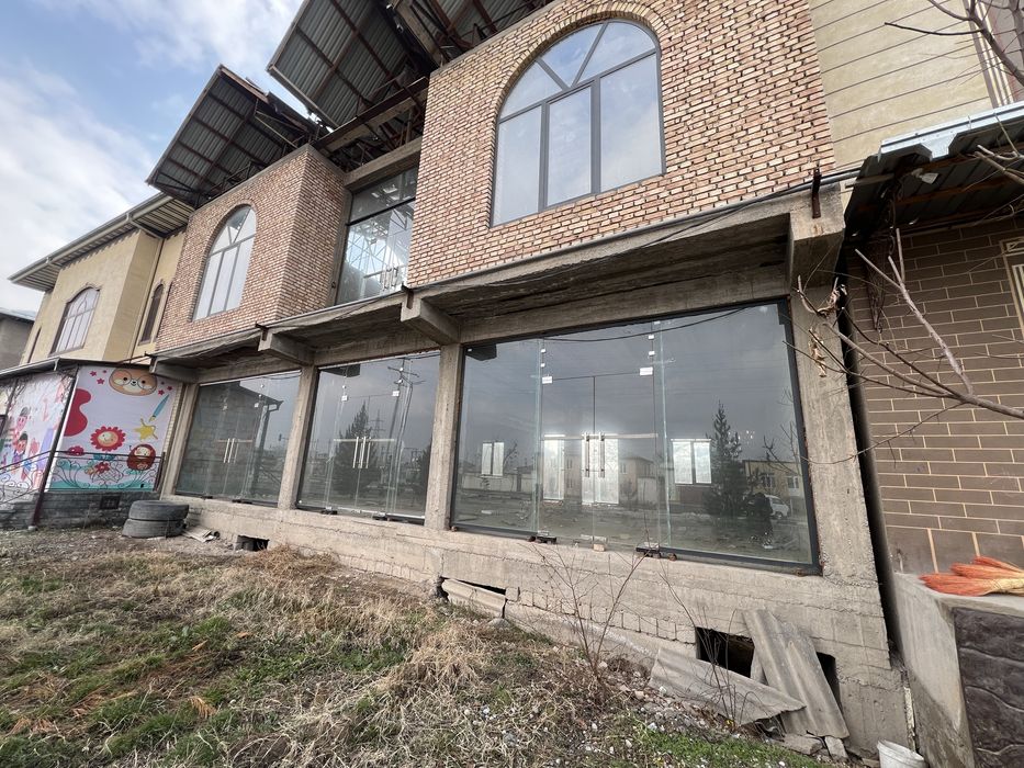 Шахрисабз центр, 540 м² коммерческое здание (2 этажа + подвал)