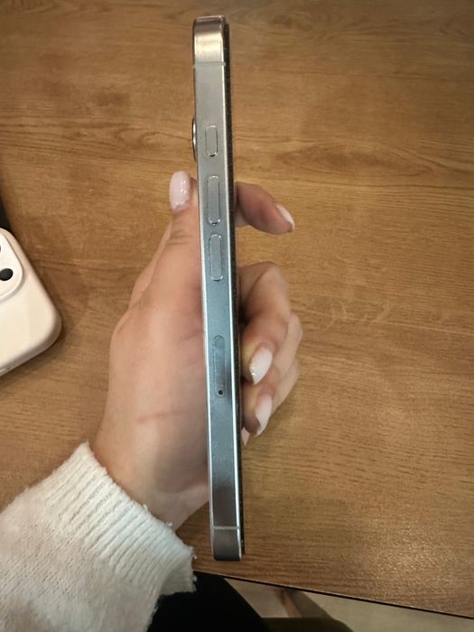 Iphone 16 pro 256 alb