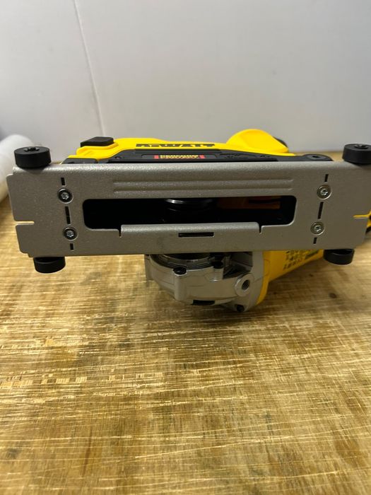 Штроборез DWE46107 новый