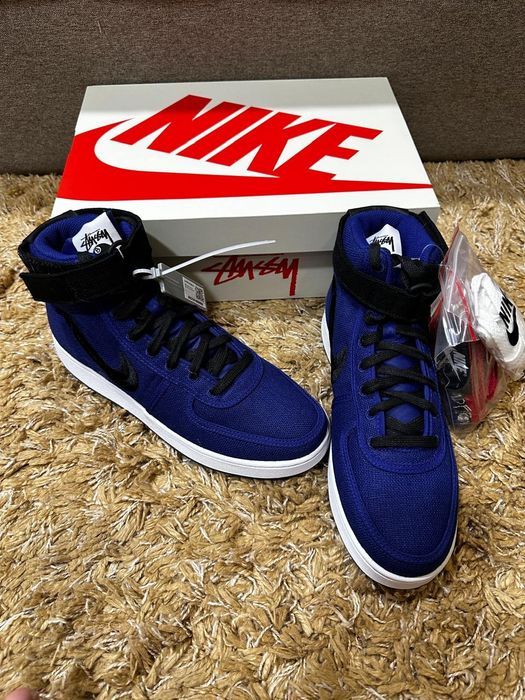 Продам кроссовки Nike (оригинал)