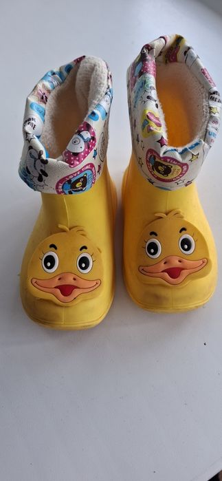 Продам резиновые сапожки