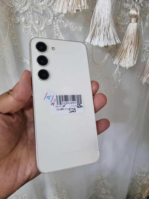 Samsung s23  5G 8/256gb