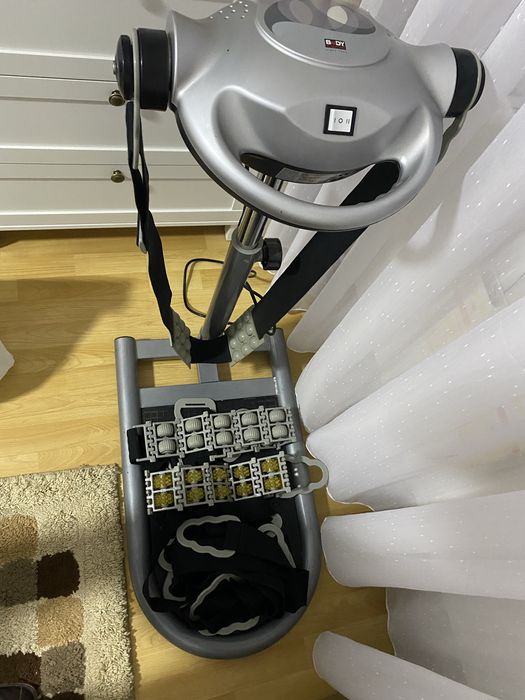 Aparat de masaj