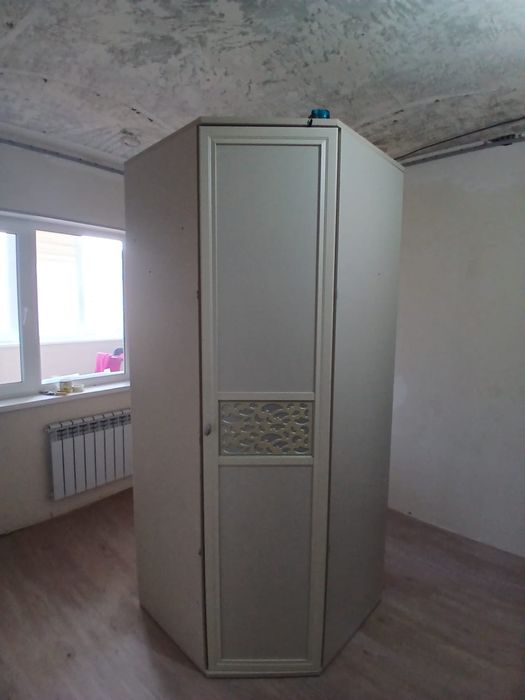 Шкаф сатылады таза ұсталған