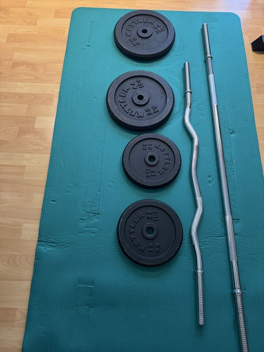 Vând 2 bare + 4 greutăți