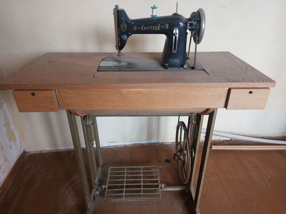 Крачна шевна машина  Lucznik