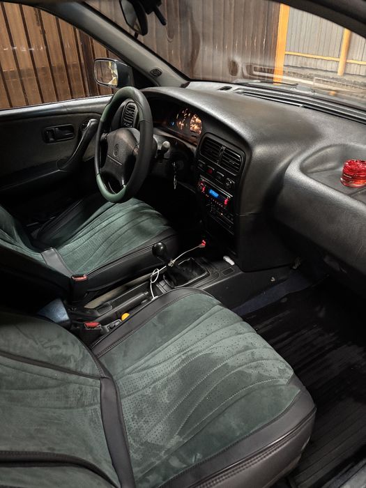 Продам машину ниссан примера