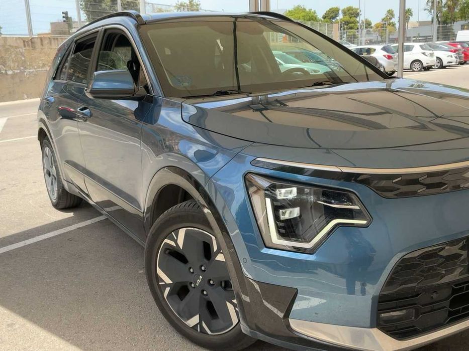Kia Niro electric drive 204ks150 kW64kwh e-Emotion