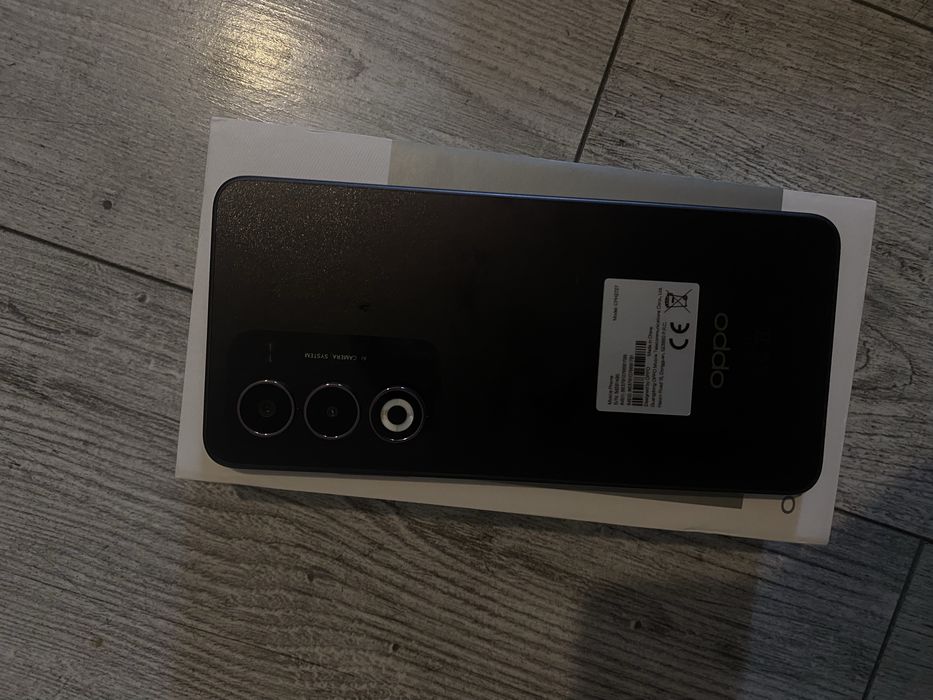 Vand OPPO A5 nou
