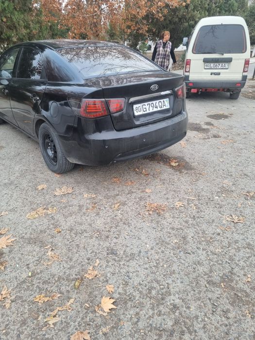 Avtomobil kia forte