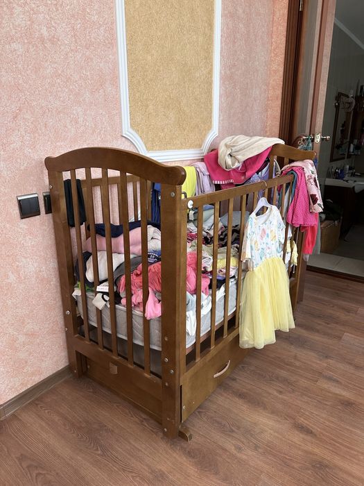 Детская кроватка
