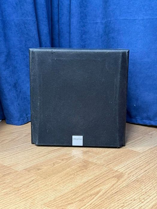 Офис компютър Dell 2 TB, два екрана Samsung и буфер