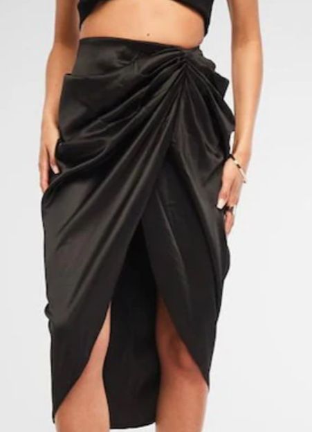 Черна сатенена пола Missguided