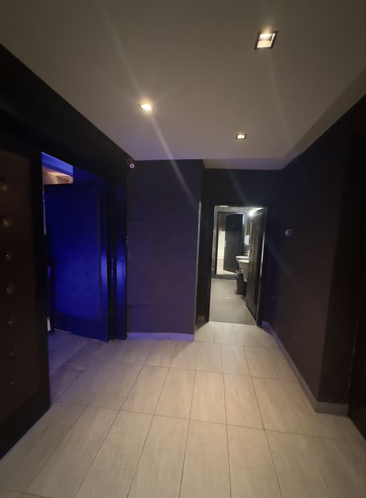 Дава под наем търговско помещение!