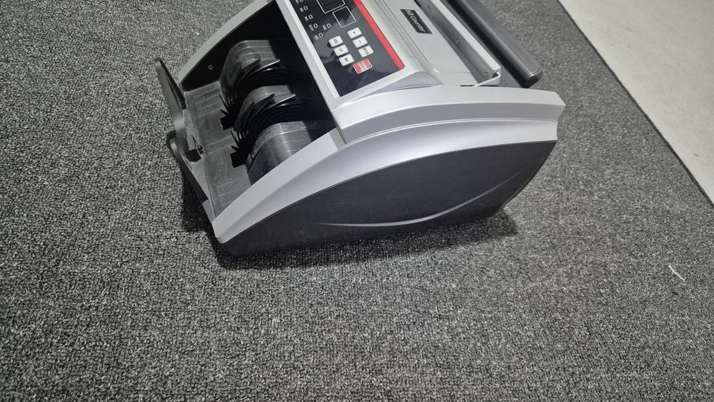 Машинка для денег. Купюросчетная машинка