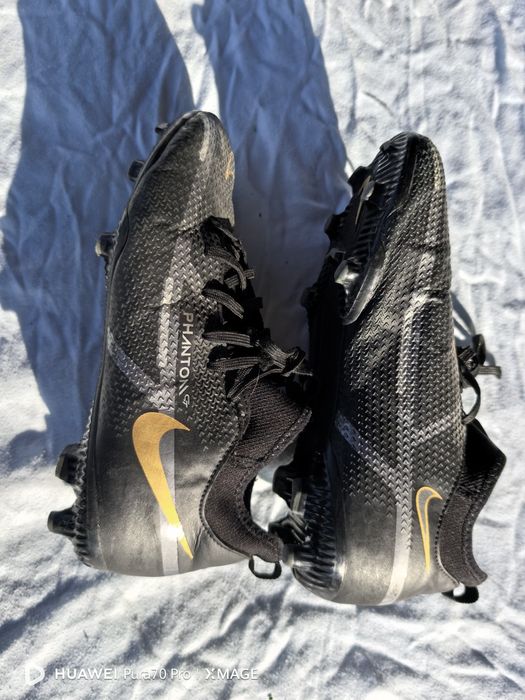 Бутонки nike номер 37.5 с чорап и без чорап