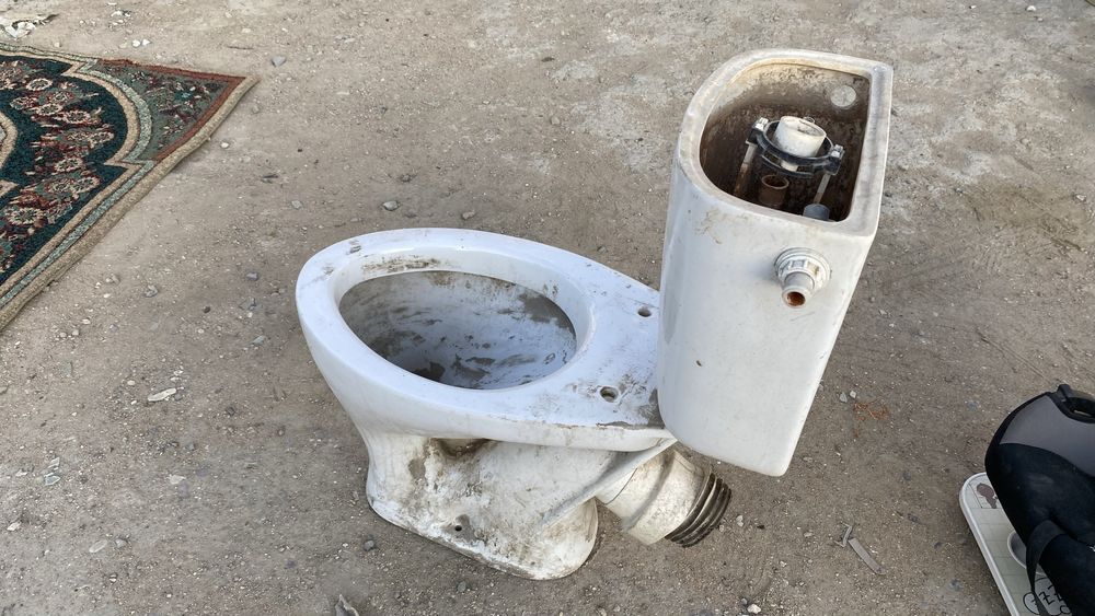 Продаю унитаз от 7000 до 15000