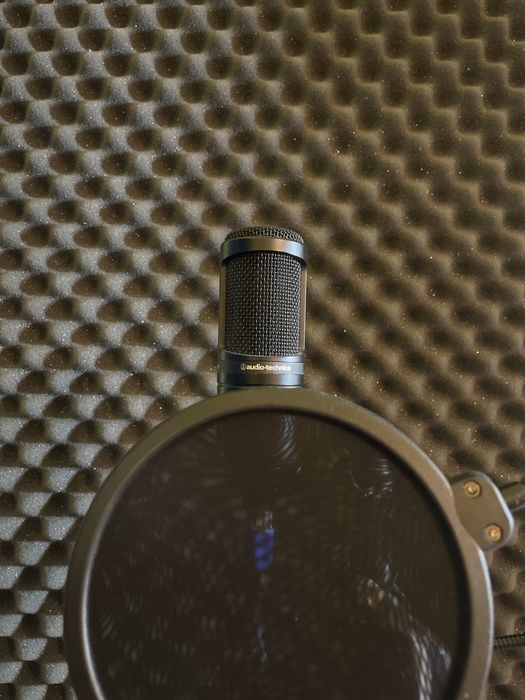 Microfon studio AT2020