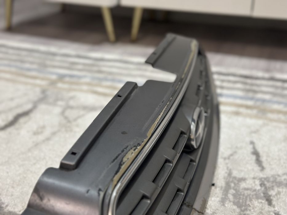 Решетка субару аутбэк 2005