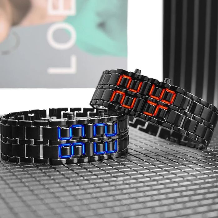 Ceas/brățară Lava. Oțel Samurai inoxidabil. Baterie inclusă.