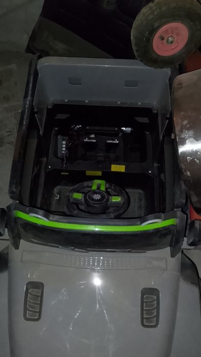 Электромобиль jeep