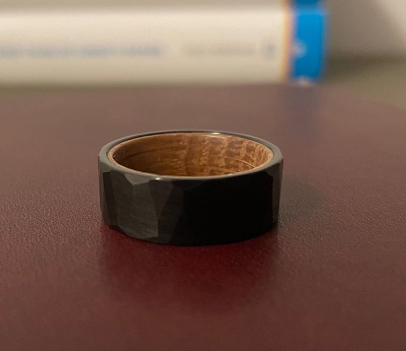 Inel/verighetă neagră din tungsten, mărimea 8 (US) sau 57 (EU)+cadou