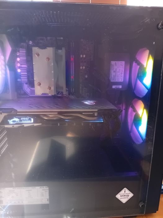 Геймърски компютър I7 6700к gtx1070 8gb