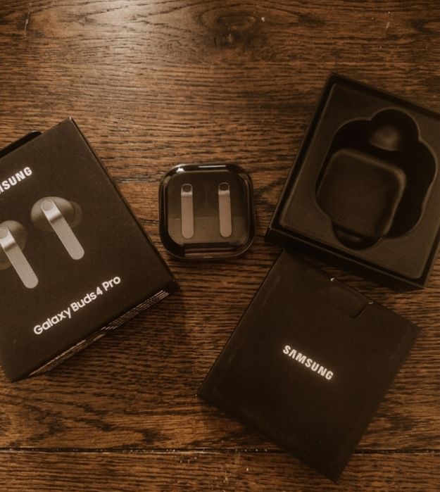 Căști Samsung Galaxy buds 4 pro