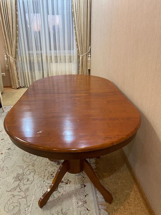 Продам стол из натурального дерева
