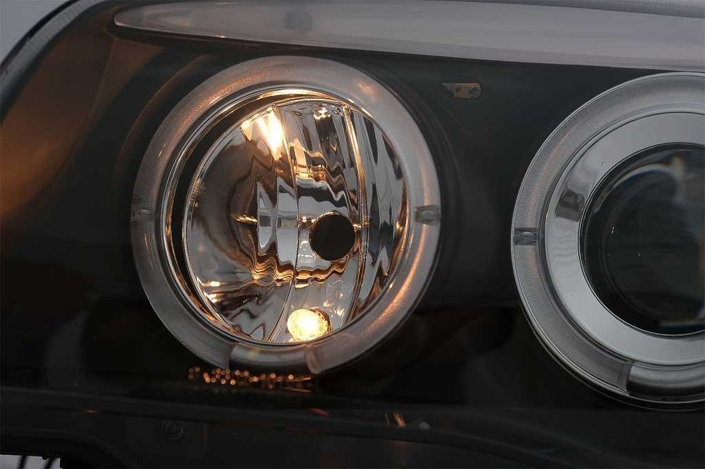 Faruri Angel Eyes BMW Seria 1 E81 E82 E87 E88 (2004-2011) Negru