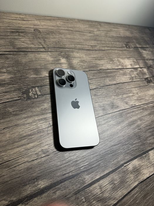 iPhone 15 Pro 128GB Natural Titanium • Като Нов • Без Забележки