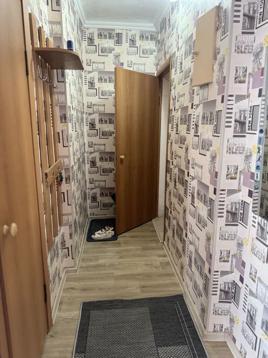 Сдаётся двухкомнатная в центре