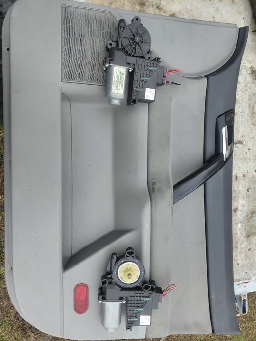 Кори за wv polo 2004 г