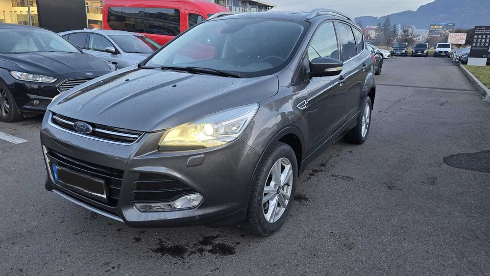 Ford Kuga Titanium 2.0 D 4x4 automata / TVA deductibil