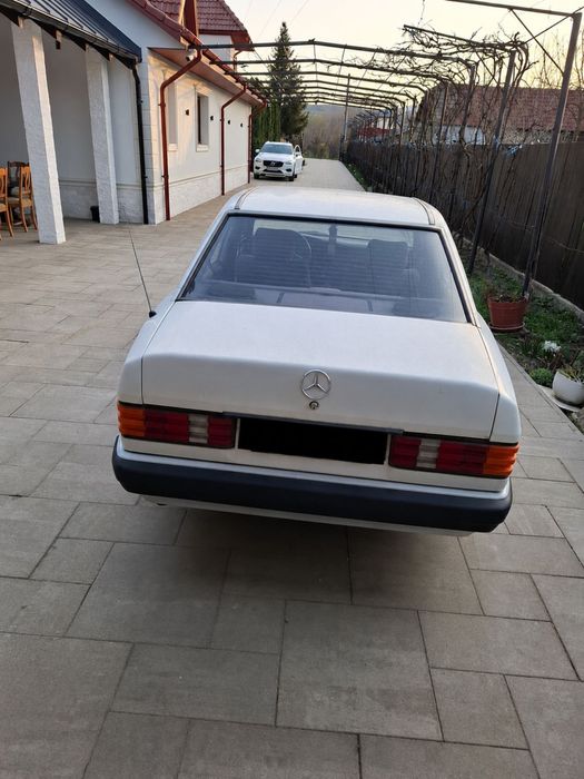 MERCEDES-BENZ C-Class 1991 — imagine 3