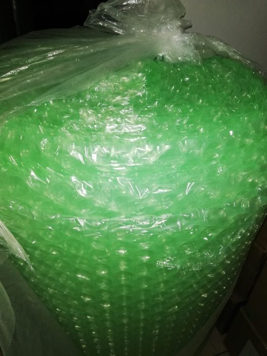 Folie cu bule de aer mari 141 lei+ tva o rola