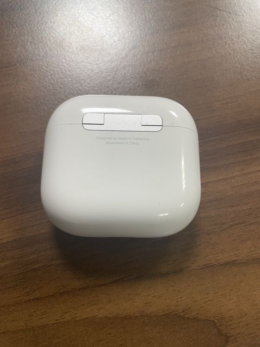 Air pods 4 оригинал