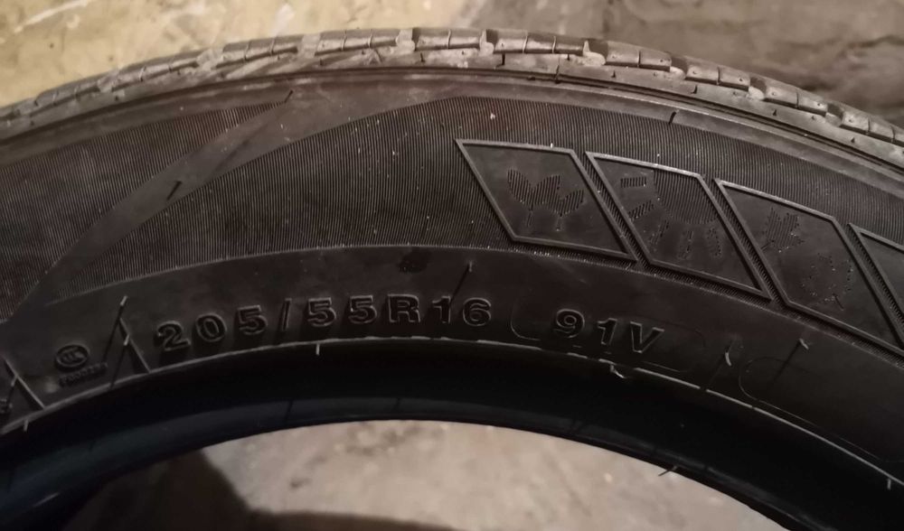 Продавам 1 брой всезона гума 205.55.16 дот 2023 Trocmon