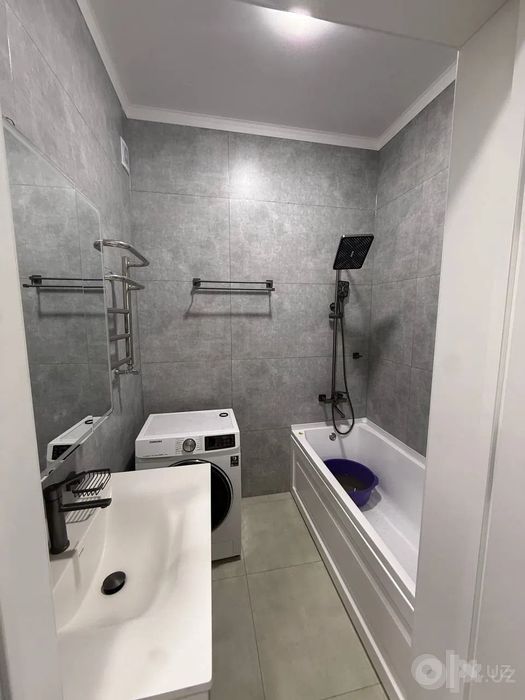 Сдаётся 3-комн Паркентский, 85 м²
