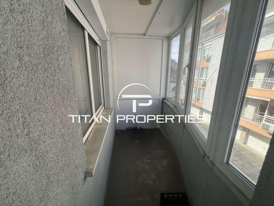 Дава се под наем Тристаен апартамент в Варна, Бриз - 83 кв.м за 613 € - Снимка #14