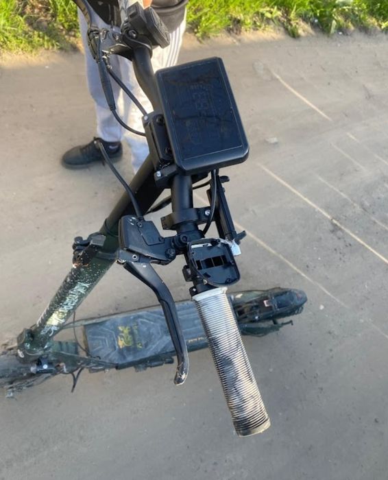 Trotinetă electrica g2 pro cu 2 motoare (dați mesaj in privat pentru piese)